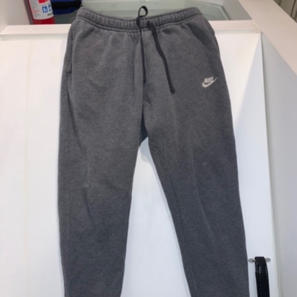 nike sweats nike sweats